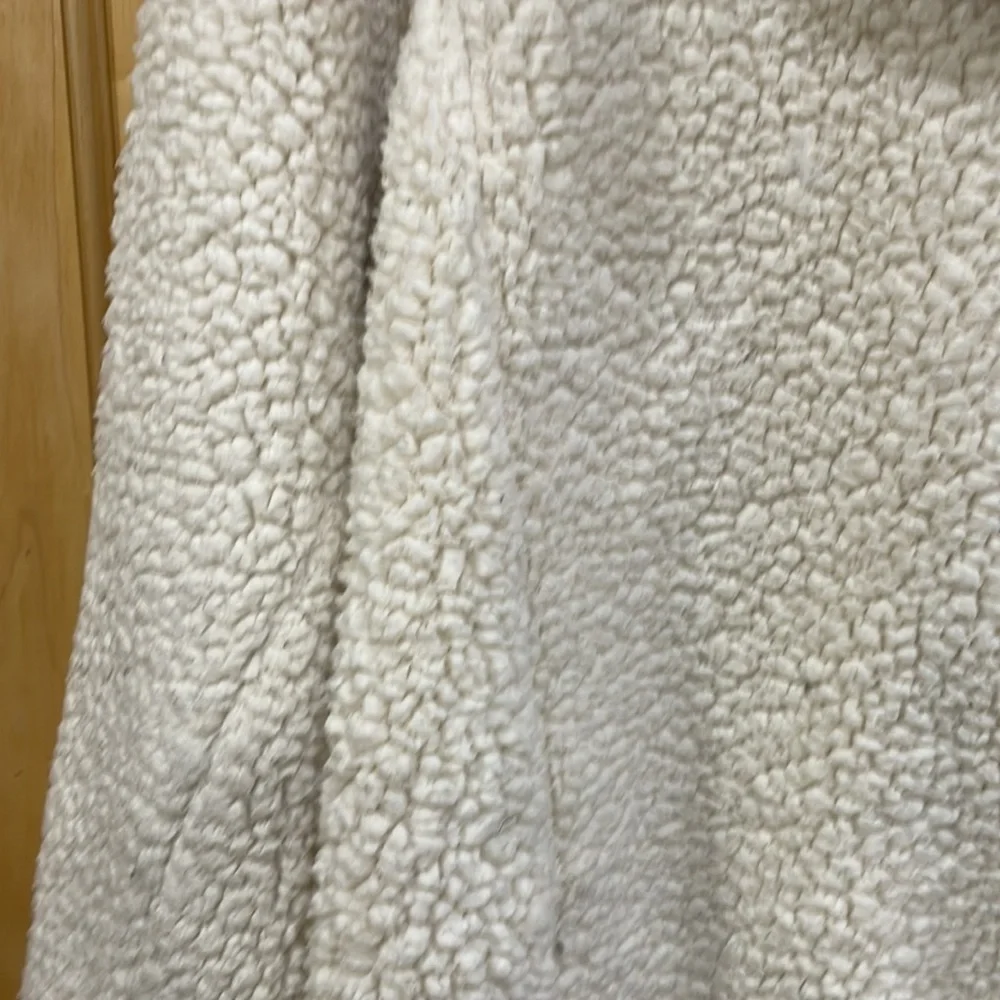 Zella cream full zipper jacket size M